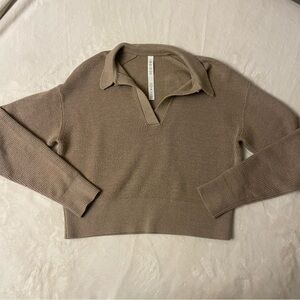 Lululemon Sweater in Tan Size M